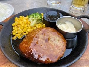 肉バルブッチャーズ 八百八 御茶ノ水店