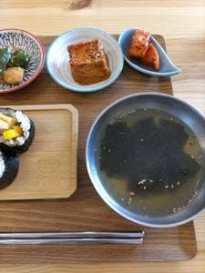 モゴモゴキッチン