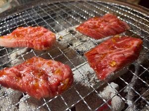 焼肉 ホルモン かないや