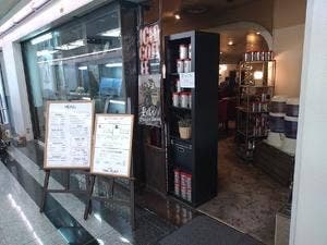 カフェ テイル・スラップ