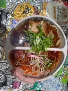 人類みなボヨヨンラーメン