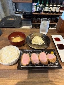 とんかつ なかや