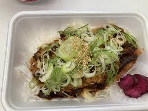 とんかつ まるや 西新宿店