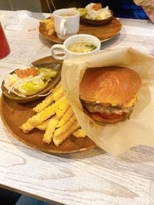 YOKO YOKO BURGER