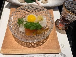 冨茂登