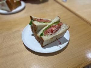 ギャラリーカフェ PaintoE