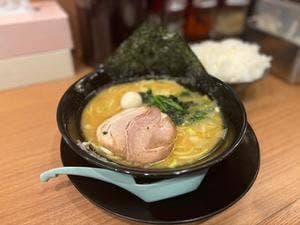 横浜家系ラーメン 町田商店 大崎店