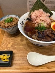 麺屋 猪一 離れ