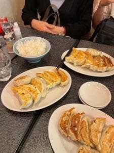 神保町 餃子小籠包