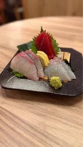 天婦羅と刺身 板前料理 魚天
