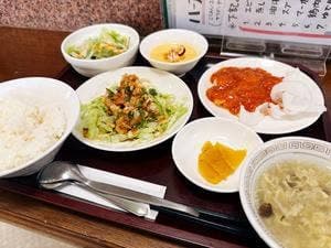 鶴峯飯店