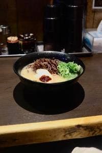 元祖博多 中洲屋台ラーメン 一竜 西新宿店