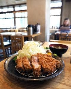 とんかつ光 冷泉公園店