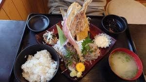魚問屋食堂さかなやくろ 幸町店