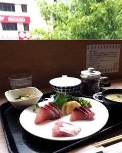 梅山鉄平食堂 博多店