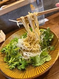 貝汁ぎょうざ専門店 SHELL☆Bom