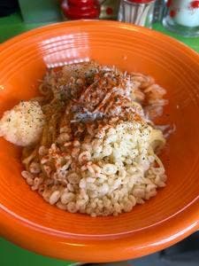 ペペロンチーノ専門店 ぺろん 本店