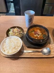 焼肉ZiON