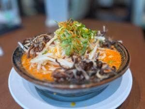 新潟発祥 なおじ 魚津店