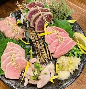 もつ焼きじんべえ