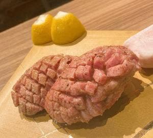 Yakiniku 名もなき名店へ 一切入魂一枚売り焼肉