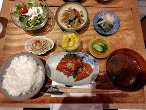 かくしか食堂