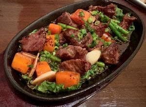 シュラスコ 肉寿司食べ放題 夜景肉バル サルーテジャポン 渋谷店
