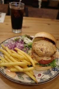 Diamond Head 淡路町店