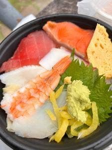 魚勝持ち帰り寿し
