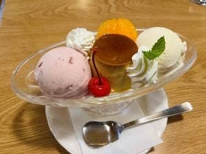 パーラー コイズミ