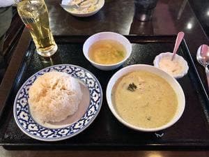 ロータスラウンジ 青山