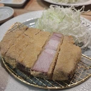 厚切りレアとんかつ やまとん