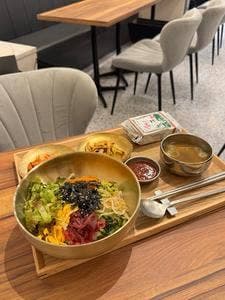 Kollabo セビョッチ