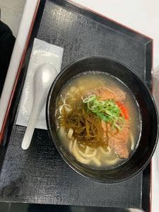 もずくそばの店 くんなとぅ