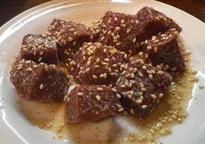 本格七厘炭火焼 宝源 本店