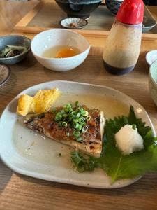 んまむぬ ひもの食堂まるたま