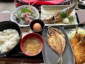 福浦漁港 みなと食堂