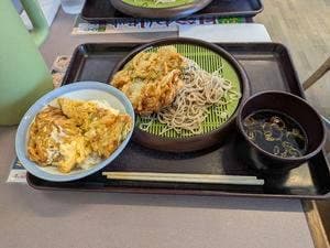 山田うどん 水上公園店