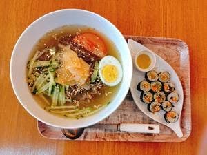 Koreanダイニングカフェ ヨンヤン