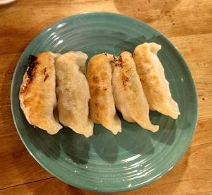 沖縄料理屋 ゆくりBar