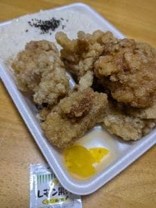 唐揚げ専門 からり商店
