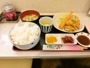 食堂色川