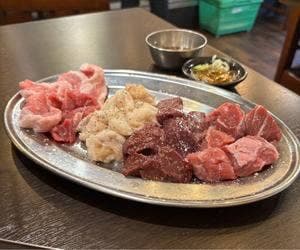 ホルモン焼千歳 大森駅前店
