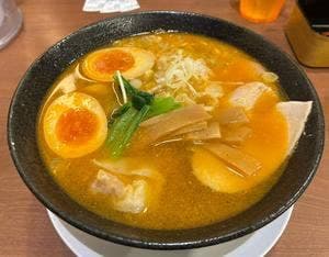 ワンタンメンの満月 京都拉麺小路店