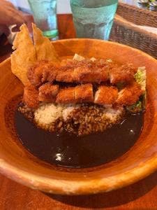 HALENOHEA ハワイアンカフェダイナー