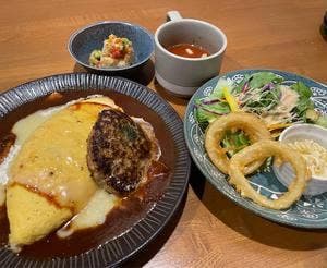 オムライスとスイーツのお店 45kitchen ヨンゴーキッチン