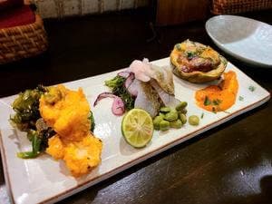 茶々花 ワインとタパス