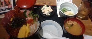 海鮮食堂つなや 海南店