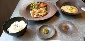 定食 カミトハ