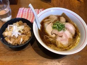 ラーメン屋 トイ・ボックス